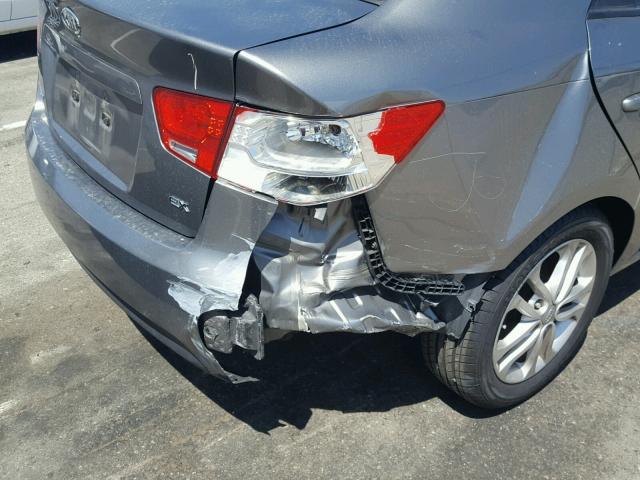 KNAFU4A27C5514180 - 2012 KIA FORTE EX SILVER photo 9