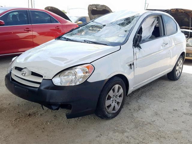 KMHCM3AC2BU200073 - 2011 HYUNDAI ACCENT GL WHITE photo 2