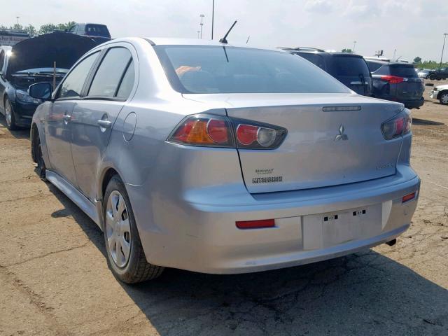 JA32U2FU1FU012418 - 2015 MITSUBISHI LANCER ES SILVER photo 3