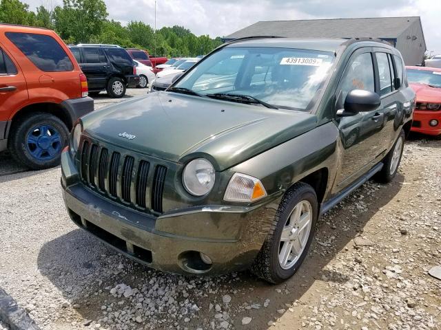 1J8FT47W67D308286 - 2007 JEEP COMPASS GREEN photo 2