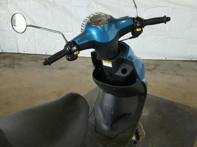 RFVPAP5AXG1118413 - 2016 GENUINE SCOOTER CO. BUDDY 50 BLUE photo 5