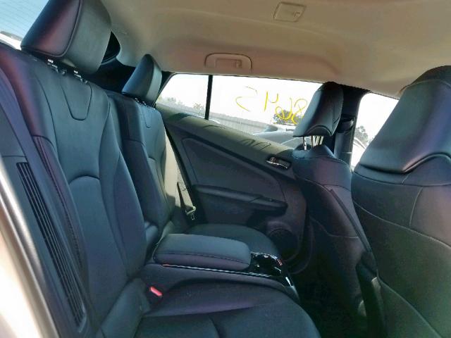 JTDKARFP4J3073418 - 2018 TOYOTA PRIUS PRIM 白色 照片 6