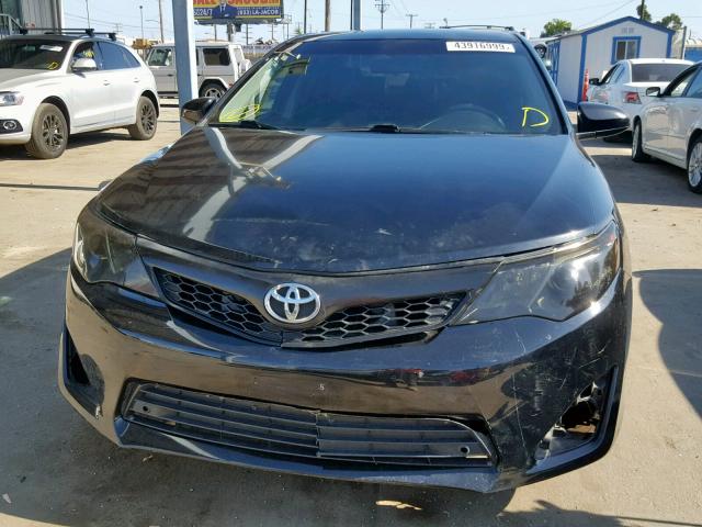 4T1BF1FK9EU333038 - 2014 TOYOTA CAMRY L 黑色 照片 9