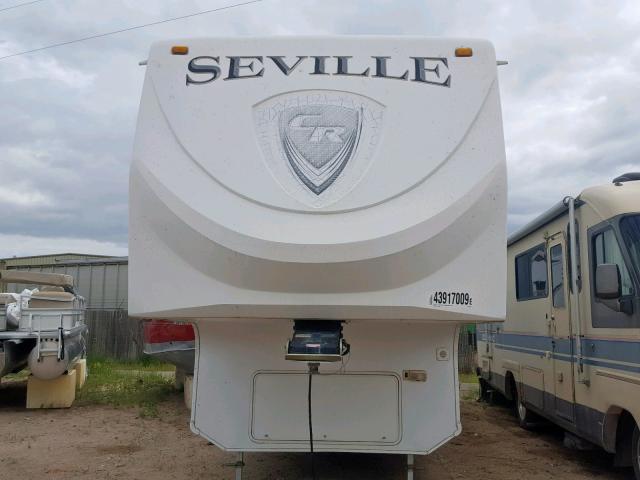 4V0FC36249E003954 - 2009 CROS SEVILLE WHITE photo 2