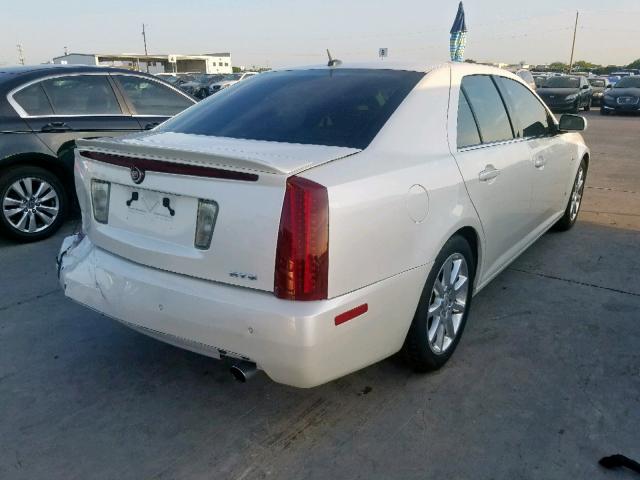 1G6DW677670182158 - 2007 CADILLAC STS WHITE photo 4