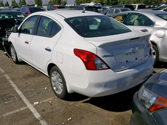 3N1CN7AP4DL840667 - 2013 NISSAN VERSA S WHITE photo 3