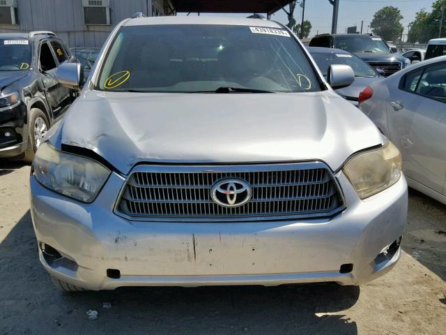 JTEDS41A782003824 - 2008 TOYOTA HIGHLANDER SILVER photo 9