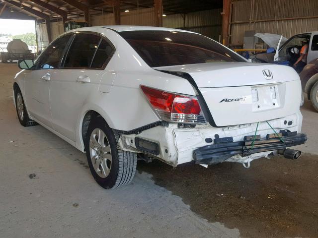 JHMCP26498C021419 - 2008 HONDA ACCORD LXP WHITE photo 3