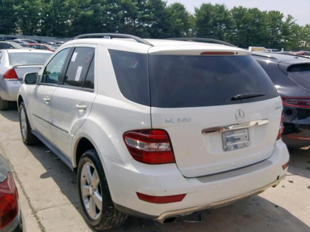 4JGBB86E69A531050 - 2009 MERCEDES-BENZ ML 350 WHITE photo 3