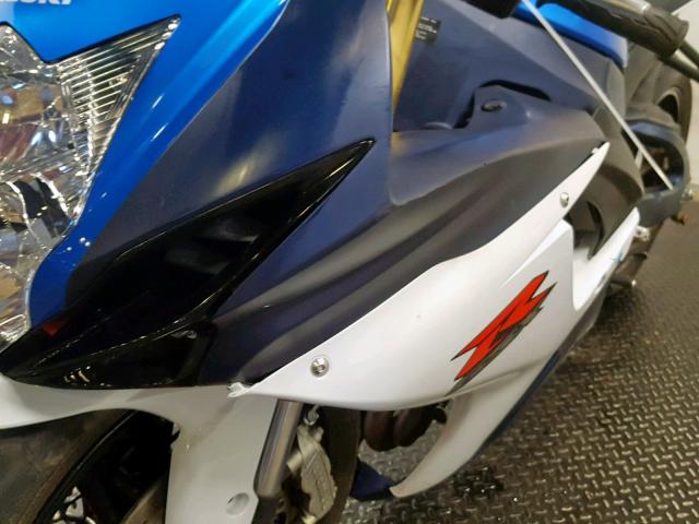 JS1GR7MA5B2101570 - 2011 SUZUKI GSX750 BLUE photo 10