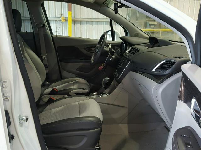 KL4CJBSB4GB622940 - 2016 BUICK ENCORE CON WHITE photo 5