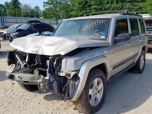 1J8HG48K27C519421 - 2007 JEEP COMMANDER BEIGE photo 2