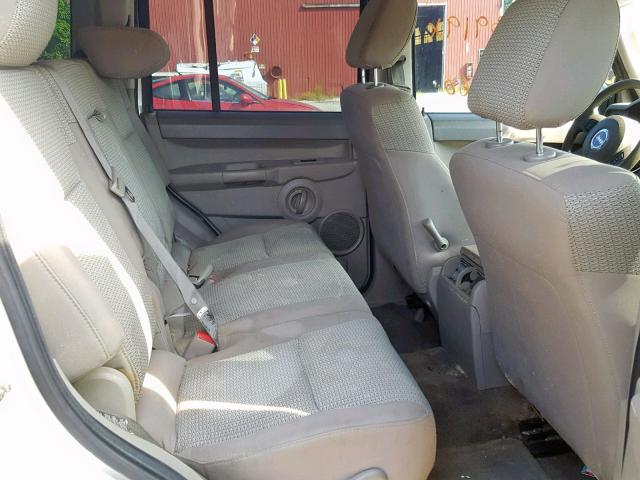 1J8HG48K27C519421 - 2007 JEEP COMMANDER BEIGE photo 6