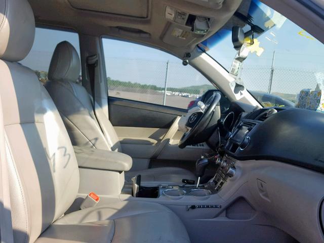 5TDBK3EHXDS213401 - 2013 TOYOTA HIGHLANDER WHITE photo 5