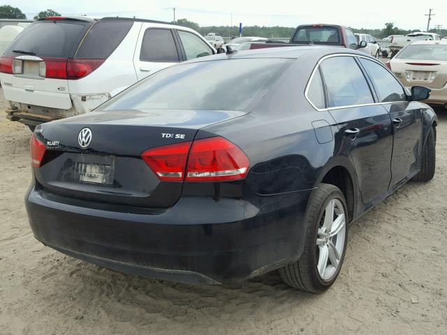 1VWBV7A35FC051106 - 2015 VOLKSWAGEN PASSAT SE BLACK photo 4