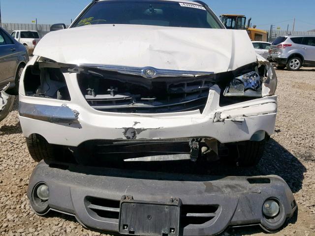 2C8GF68405R595645 - 2005 CHRYSLER PACIFICA T WHITE photo 9