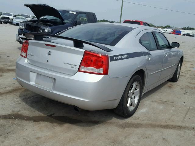 2B3CA3CVXAH250783 - 2010 DODGE CHARGER SX SILVER photo 4