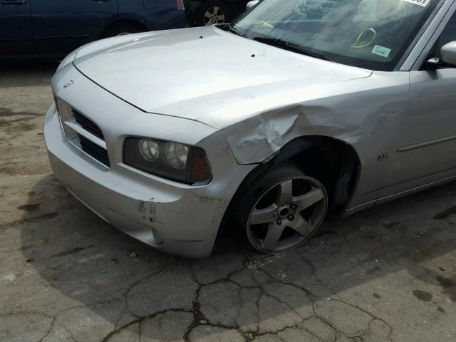 2B3CA3CVXAH250783 - 2010 DODGE CHARGER SX SILVER photo 9