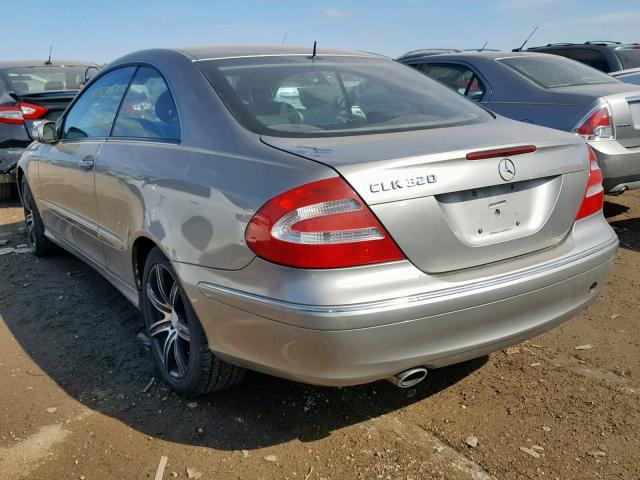 WDBTJ65J84F083225 - 2004 MERCEDES-BENZ CLK 320C SILVER photo 3