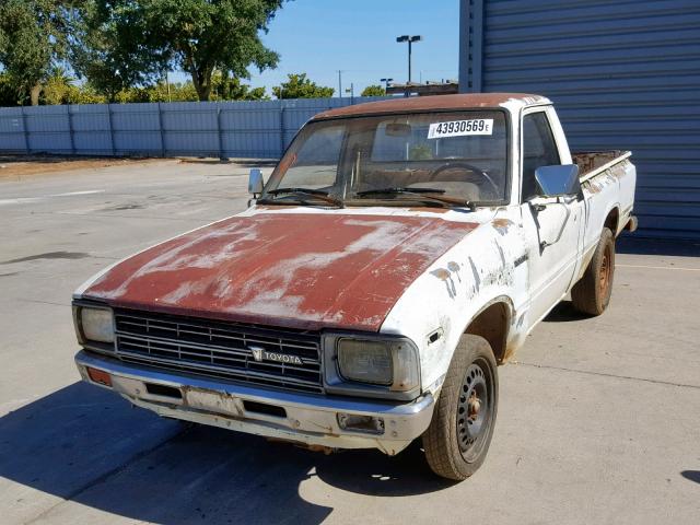 JT4RN34R3D0082315 - 1983 TOYOTA PICKUP 1/2 WHITE photo 2