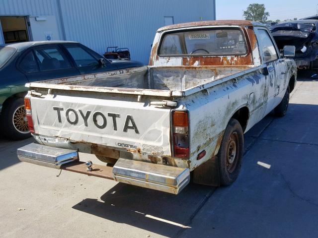 JT4RN34R3D0082315 - 1983 TOYOTA PICKUP 1/2 WHITE photo 4