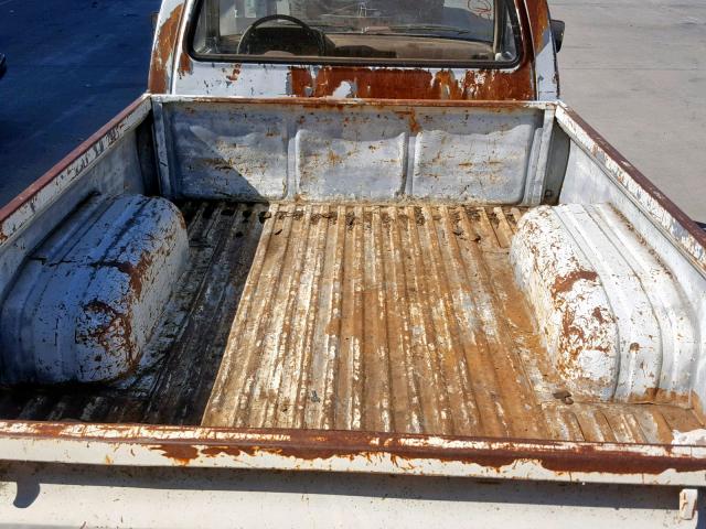 JT4RN34R3D0082315 - 1983 TOYOTA PICKUP 1/2 WHITE photo 6