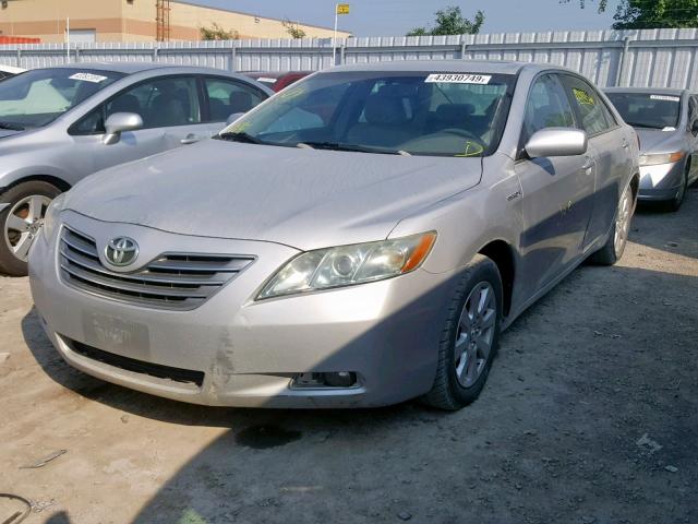 4T1BB46KX8U040881 - 2008 TOYOTA CAMRY HYBR SILVER photo 2