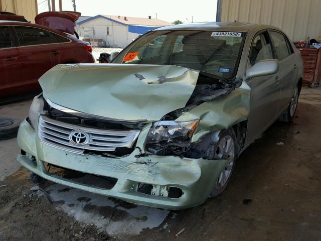 4T1BK36B58U256017 - 2008 TOYOTA AVALON XL GREEN photo 2