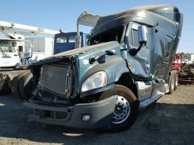 1FUJGLDR5BSBA9806 - 2011 FREIGHTLINER CASCADIA 1 GREEN photo 2