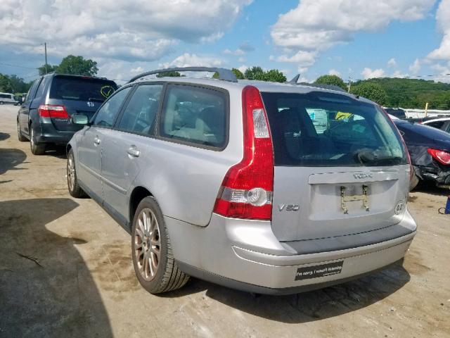 YV1MW682252043480 - 2005 VOLVO V50 T5 SILVER photo 3