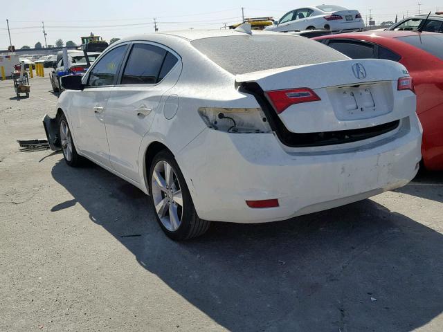 19VDE2E55DE001363 - 2013 ACURA ILX 24 PRE WHITE photo 3