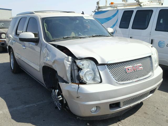 1GKFK63897J284777 - 2007 GMC YUKON DENA SILVER photo 1