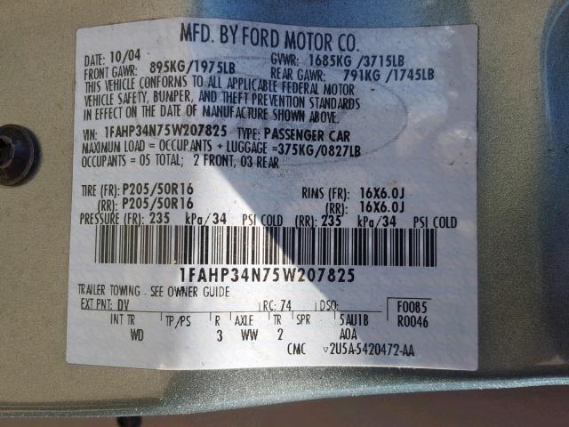 1FAHP34N75W207825 - 2005 FORD FOCUS ZX4 SILVER photo 10