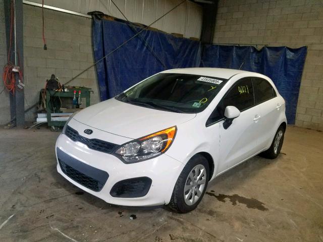 KNADM5A30E6347342 - 2014 KIA RIO LX WHITE photo 2