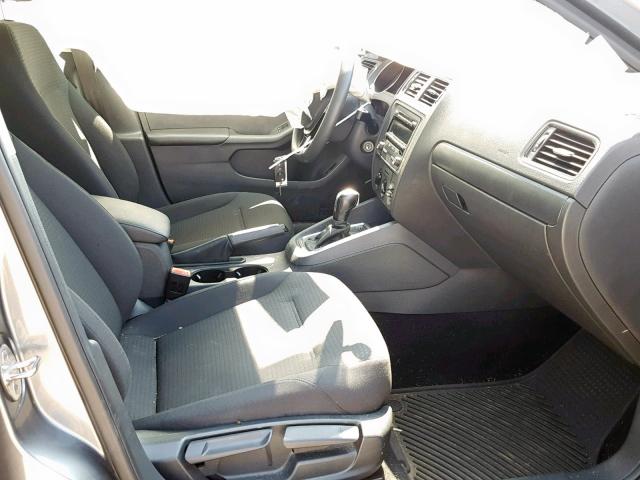 3VW2K7AJ2FM324511 - 2015 VOLKSWAGEN JETTA BASE GRAY photo 5