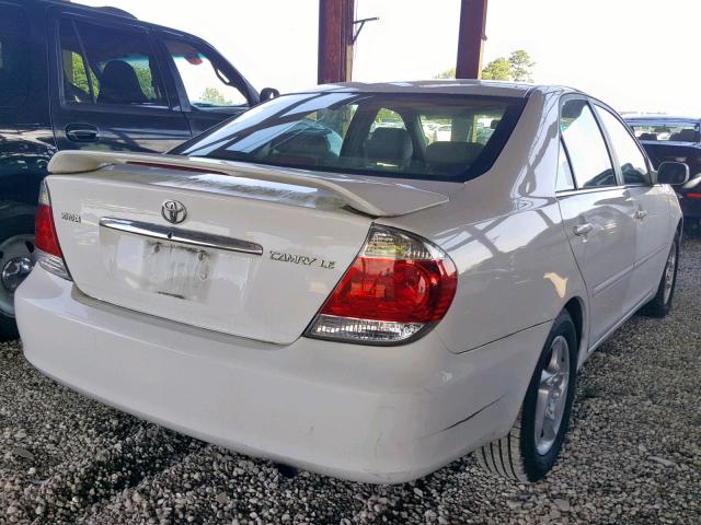 4T1BE32K33U190136 - 2003 TOYOTA CAMRY LE WHITE photo 4