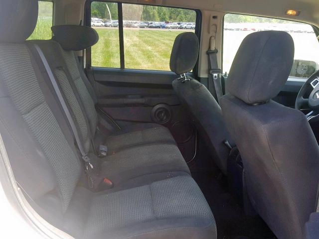 1J8HG48K78C172458 - 2008 JEEP COMMANDER WHITE photo 6