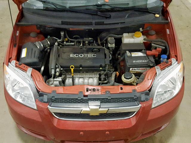 KL1TD56E49B661377 - 2009 CHEVROLET AVEO LS RED photo 7