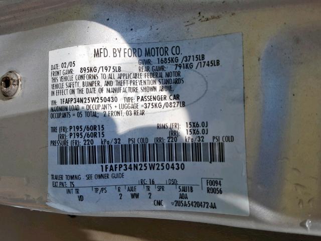 1FAFP34N25W250430 - 2005 FORD FOCUS ZX4 SILVER photo 10