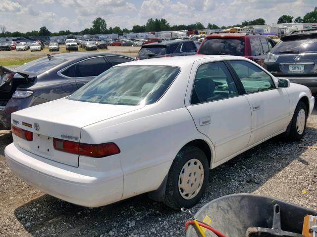 4T1BG22K5WU343804 - 1998 TOYOTA CAMRY CE WHITE photo 4