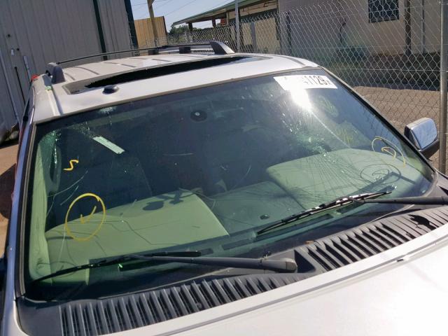 5LMJJ3J57BEJ02214 - 2011 LINCOLN NAVIGATOR WHITE photo 9