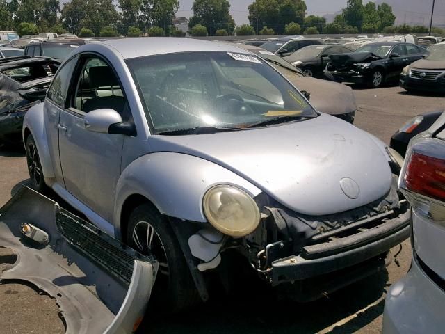 3VWBK21C74M402752 - 2004 VOLKSWAGEN NEW BEETLE ვერცხლისფერი ფოტო 1