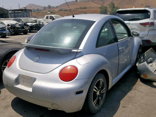 3VWBK21C74M402752 - 2004 VOLKSWAGEN NEW BEETLE ვერცხლისფერი ფოტო 4