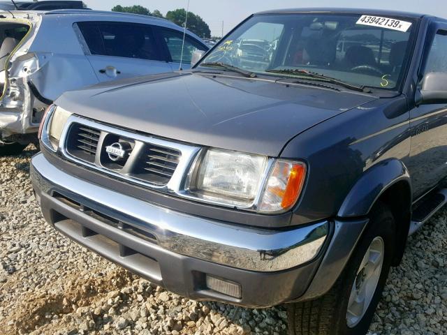 1N6ED27T0YC338060 - 2000 NISSAN FRONTIER C GRAY photo 9