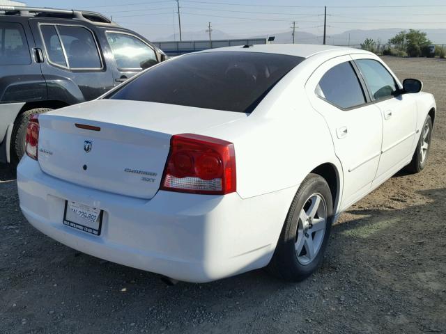 2B3CA3CVXAH302073 - 2010 DODGE CHARGER SX WHITE photo 4