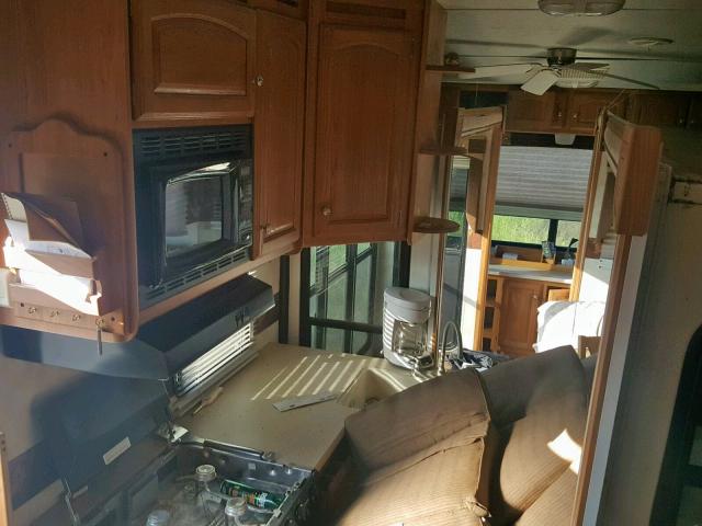 4X4FSRG20A3002017 - 2010 WILDWOOD 5TH WHEEL TWO TONE photo 6