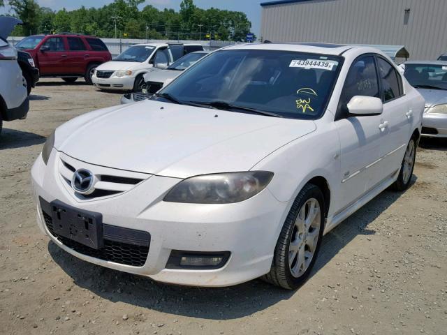 JM1BK323281813924 - 2008 MAZDA 3 S WHITE photo 2