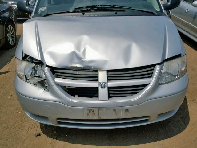 1D4GP45R16B536836 - 2006 DODGE CARAVAN SX SILVER photo 7