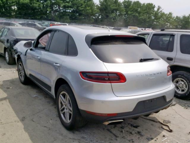 WP1AA2A53HLB07219 - 2017 PORSCHE MACAN SILVER photo 3