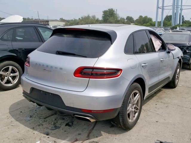 WP1AA2A53HLB07219 - 2017 PORSCHE MACAN SILVER photo 4